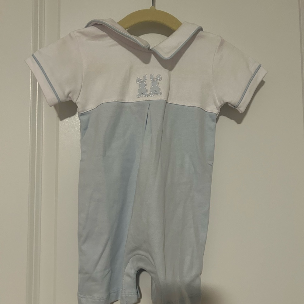 Kissy kissy nwt 9 months